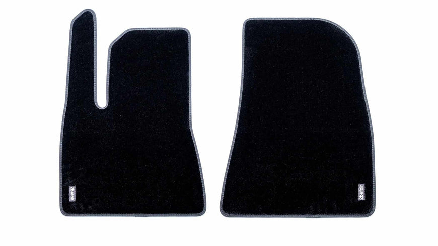 Kit de tapis pour le plancher avant de la Tesla Model 3 Highland, en matière moquette.