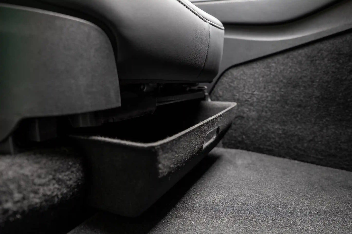 Boîte de rangement sous Siège Tesla Model Y